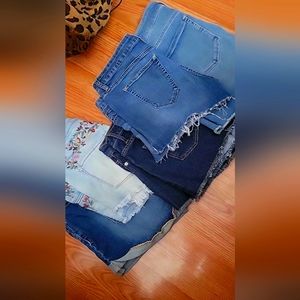 5 Shorts Size12